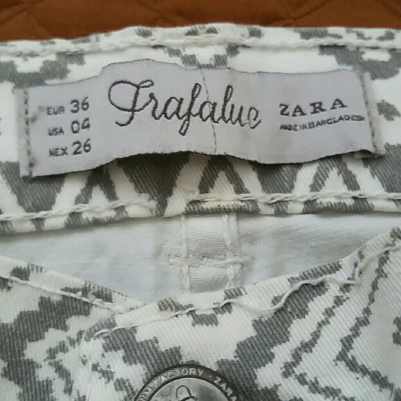 Zara Ethnic Aztec Print Skinny Jeans - Picture 2 of 5